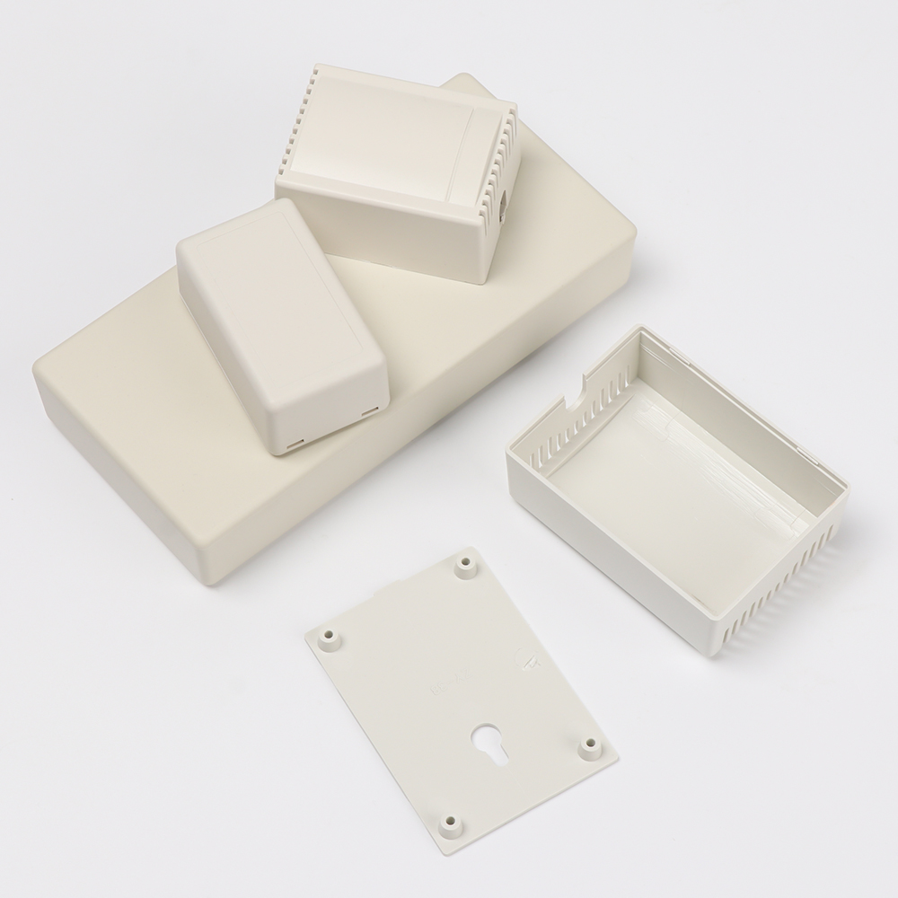 Plastic Electronic Project Box - Diy Electronics Websites recensione e prezzo